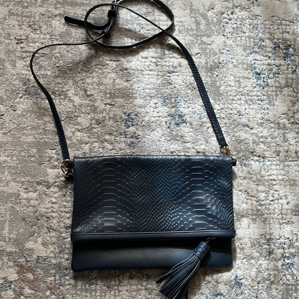 Navy, flap purse 💙